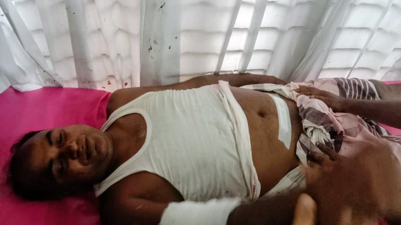 কুড়িগ্রামে চাঁদাবাজির প্রতিবাদ করায় বিএনপি'র ইউনিয়ন যুগ্ন আহবায়ককে কুপিয়ে জখমের অভিযোগ 